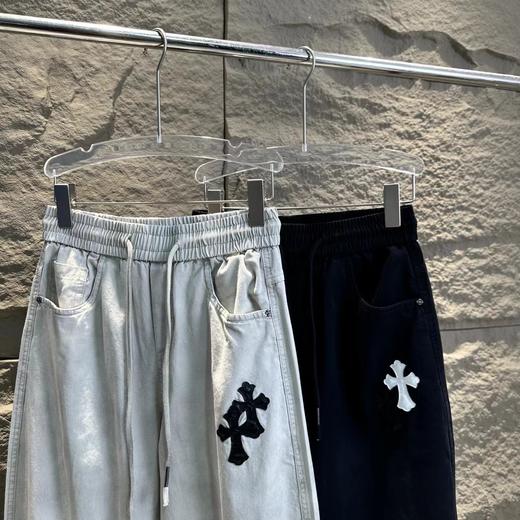 F032517不规则分布十字贴布风格侧排十字架休闲长裤卫裤 商品图4