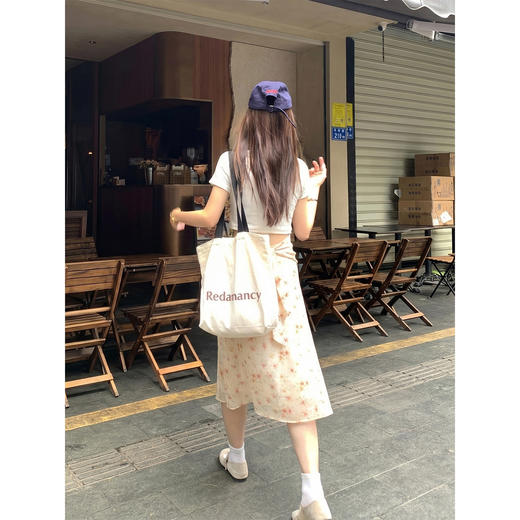 <曾小咸推荐>韩系短袖t恤女碎花裙半身裙 商品图3