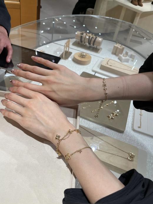 毒家！52条，LV Gram  Monogram Charm 多元素手链 圆形吊饰手链 商品图2