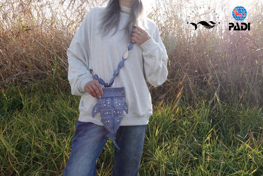 PADI Gear - PADI ✖ Stellar Sinks 手工皮质斜挎包 商品图2