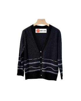 女款V领条纹刺绣羊绒针织开衫毛衣hu