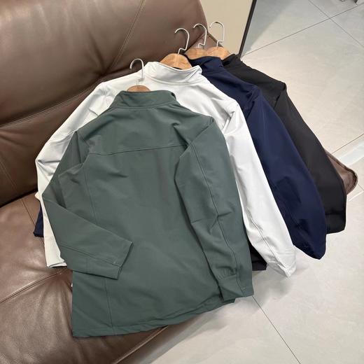 F032561春款上新功能性户外薄款透气休闲日常外套夹克 商品图2