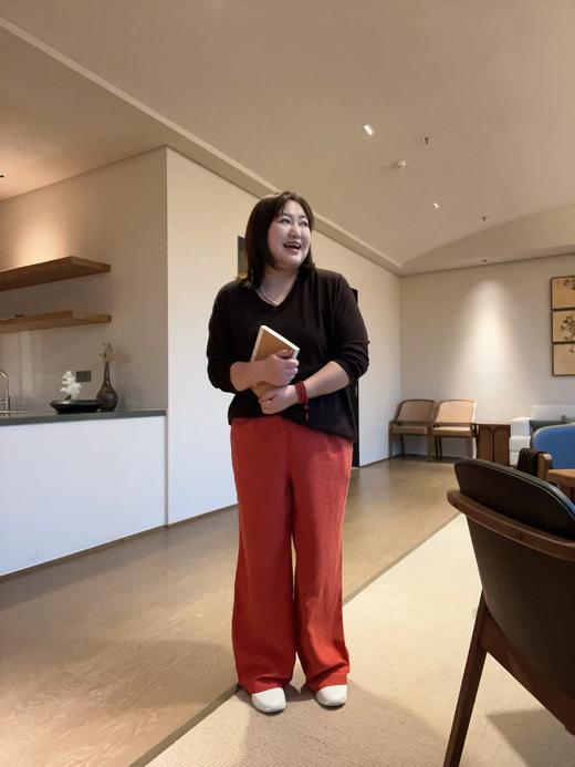 现货今天发【V领套头衫】质感百搭！100%羊毛V领套头衫 微宽松慵懒风 进口扬子纱线 两色入 商品图3