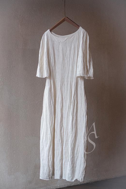 Boboutic 26SS 珍珠白织毯肌理丝麻短袖连衣裙 商品图5