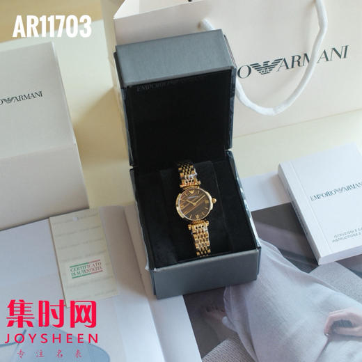 原单阿玛尼AR11703 实木纹 女士腕表
机芯：原装进口石英机芯 商品图6