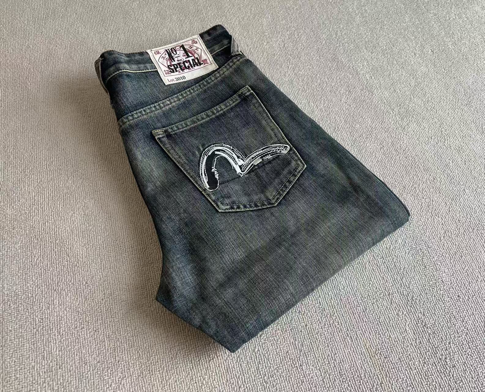 【a61】男子复古水洗磨白牛仔长裤！！