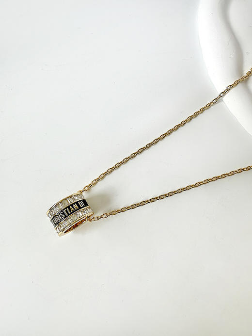 THS-无  D家 施华洛世奇水晶 珐琅项链 2色 CU1345 商品图12