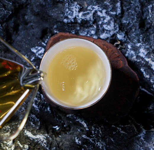 【预售8折】2026《百花潭》高杆古树春茶小龙珠 7克*15颗 生茶 商品图2