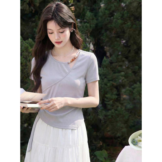 鹿向南【0328/20:00新品前1小时7折限量100件】灰紫色T恤 商品图0