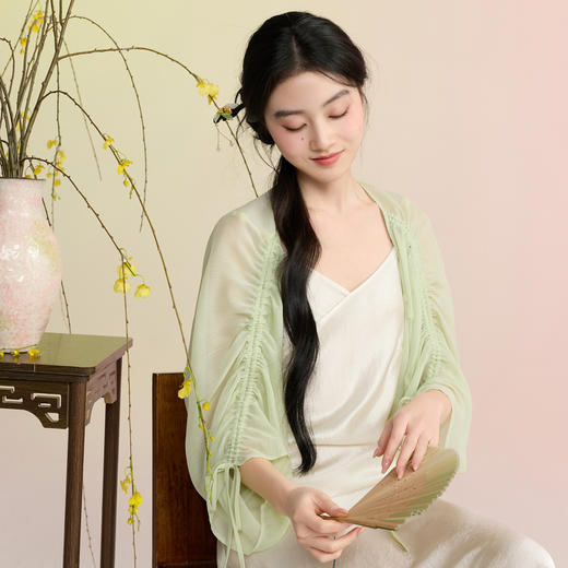 三彩2026新款国风雪纺披肩度假风遮阳灵动抽绳流苏朦胧通勤约会女 商品图1