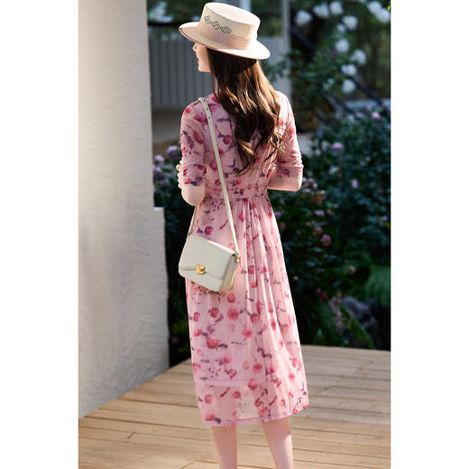 乌梅子酱~温柔风浪漫印花裙 米思阳2026春夏新款轻奢印花连衣裙气质收腰遮肉中长裙子女2445 商品图3