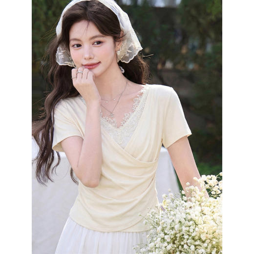 鹿向南【0328/00:00新品前一小时7折】杏色T恤 商品图0