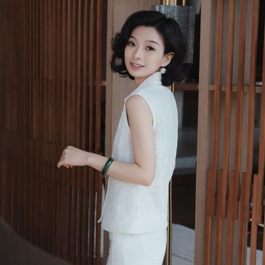 西子/凌霄花经典气质重工蕾丝翻领白色无袖上衣/SYTJ0894 商品图4