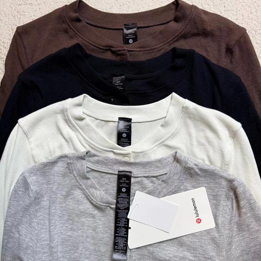 F032505春夏新品四色小半领纽扣紧身打底衫长袖T恤 商品图6