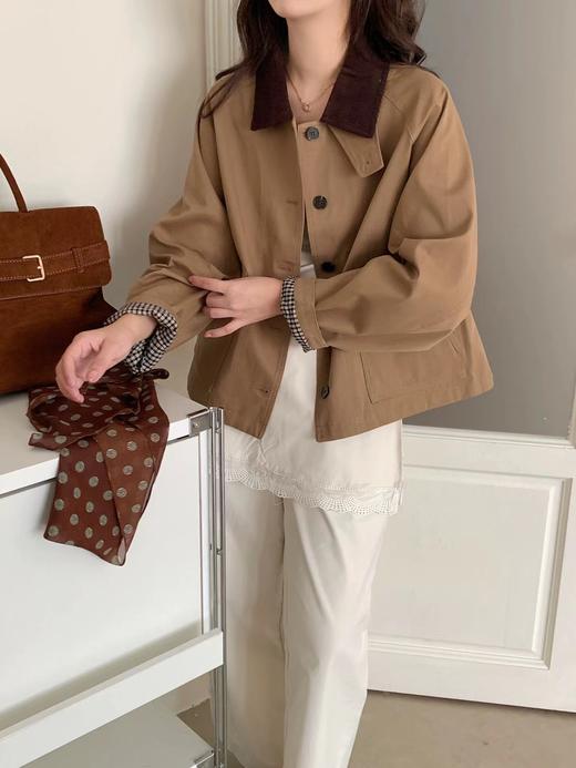 F032579日常通勤百搭休闲质地轻盈灯芯绒领夹克短外套 商品图14