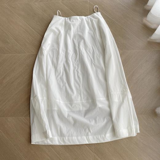 直发 巨显瘦！单一字领显瘦中袖针织衫+款八片立裁花苞裙液氨棉半身裙 商品图1