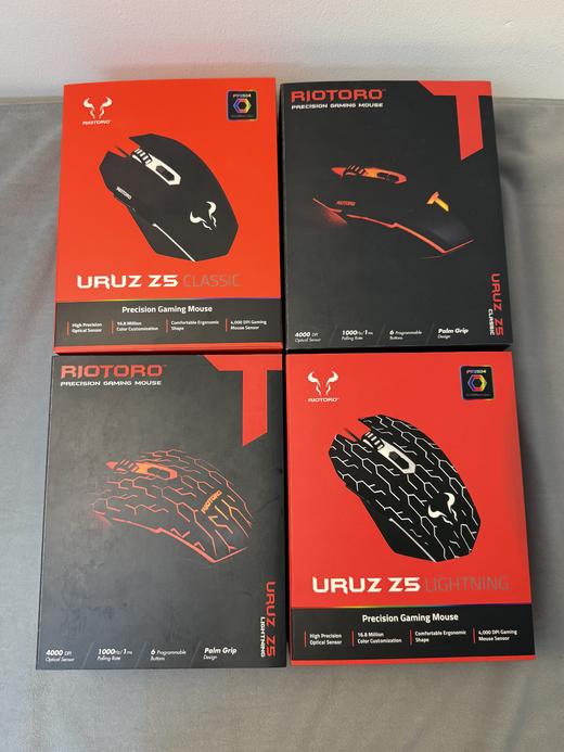 美国加州红火牛PAW3050电竞游戏鼠标 商品图0