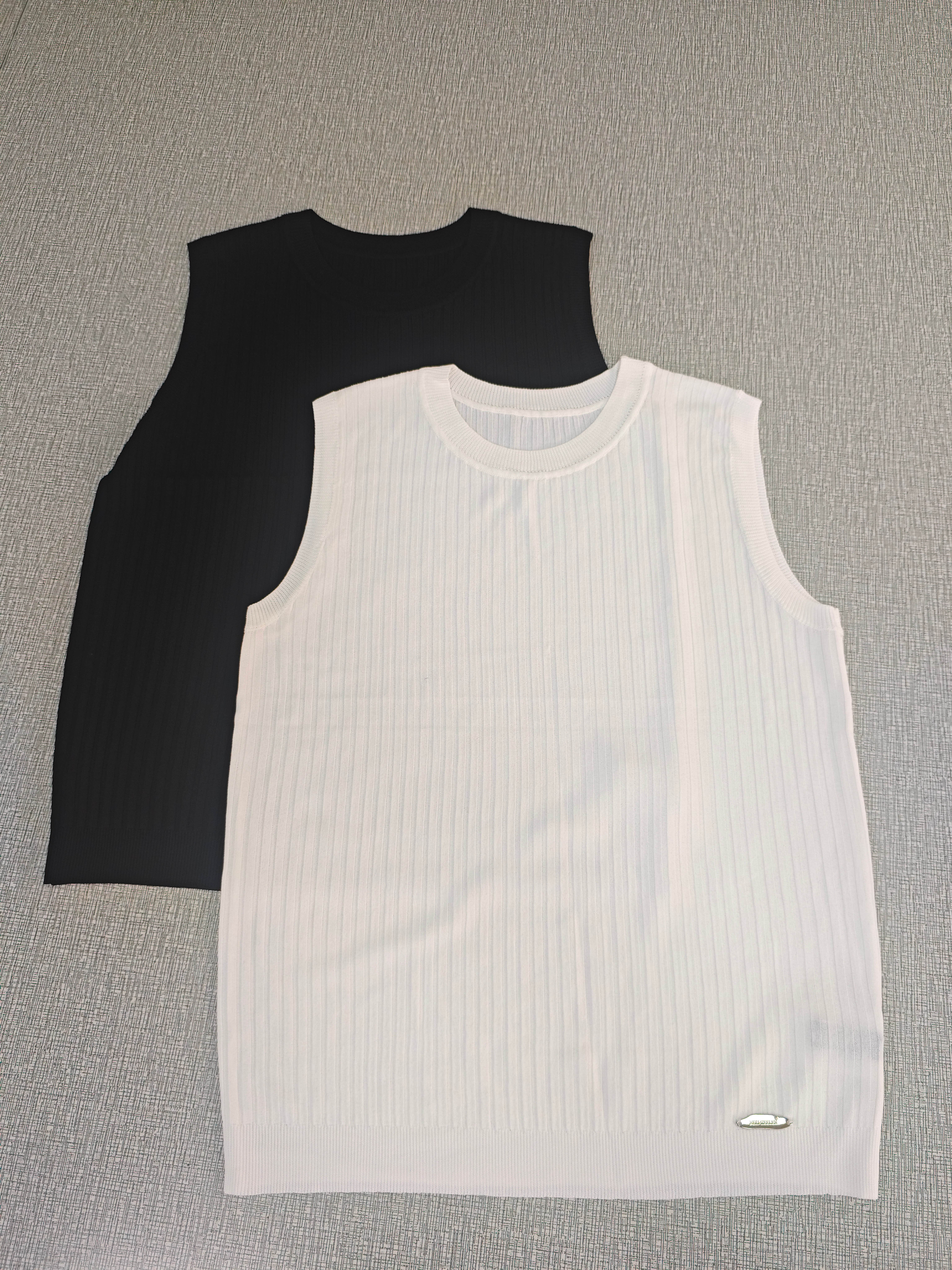 SC2H03_皓/漆黑色_无袖上衣_四季_通勤百搭坑条针织内搭_高级女装_BERNIEELEN伯妮斯茵