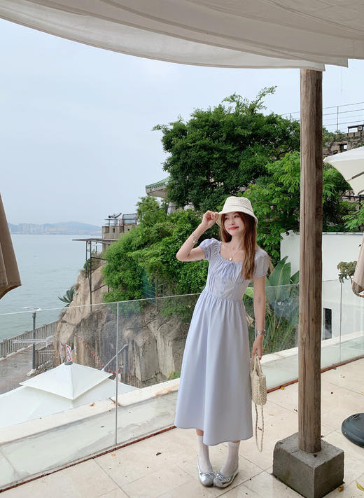 <曾小咸推荐>3.27现货秒杀 ！微信超特价！法式方领蝴蝶结系带连衣裙 日常229.99 立减130 秒杀99.99！！ 商品图5