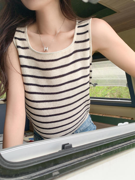 <曾小咸推荐>3.26现货秒杀 ！微信超特价！2色条纹U领针织背心 日常99.99 立减50 秒杀49.99！！ 商品图6