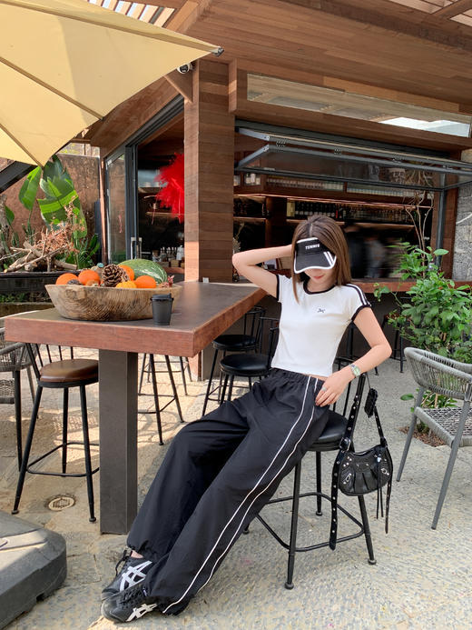 <曾小咸推荐>3.27现货秒杀 ！微信超特价！蝴蝶结绣花短袖T恤 日常99.99 立减40 秒杀59.99！！ 商品图6