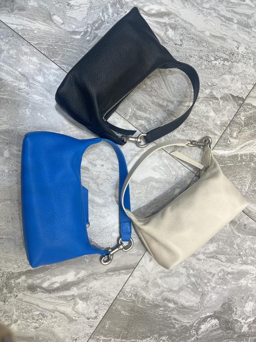 【门店同款】ENJOY常卖高质感锁扣腋下包 162502767 商品图0