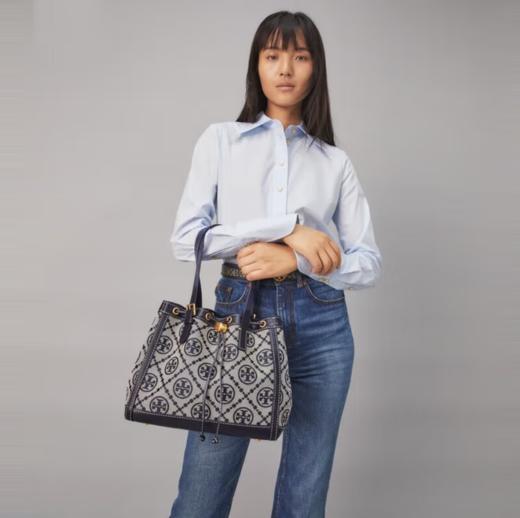 【限时赠香奈儿粉邂逅香水】Tory Burch/汤丽柏琦 T Monogram 老花抽绳托特包81803 香港直邮 清关约7个工作日-w 商品图2