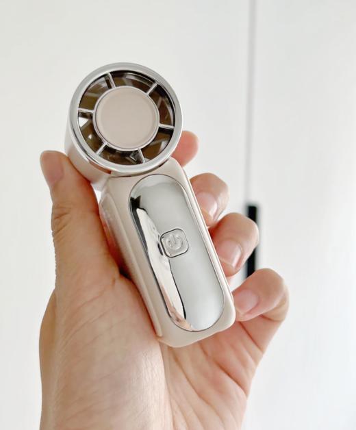 🌟全网首发❗❗体积小到忽略，风力强到尖叫【AURARO迷你高速风扇X688】💗比小更小，风力猛还持久，夏日降温快到离谱🧊  商品图3