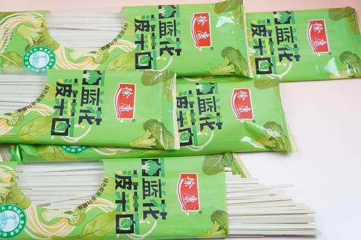 🍜低脂健康😍真·零添加💰19.9到手整整15袋【西蓝花菠菜面】，纯蔬菜粉和面🤤自带蔬菜清香，孩子老人吃无负担 🥬菠菜🥦西蓝花配小麦营养爽滑，丰富膳食 商品图3