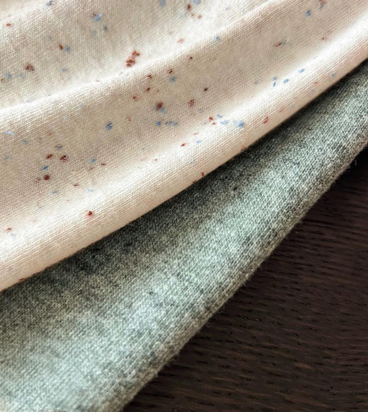 直发【3414】进口韩国定染彩点花纱棉~设计感莫兰迪舒适圆领百搭T恤短袖 商品图6