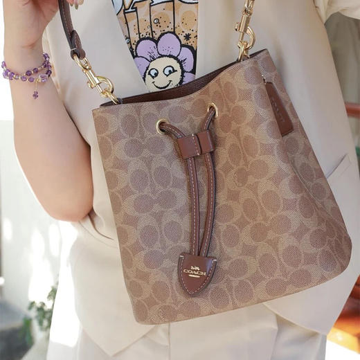 【新款水桶｜香港直邮】COACH/蔻驰 奥莱女士老花ROWAN水桶包手提包CBH06/CBH07 清关约7个工作日 -w 商品图4