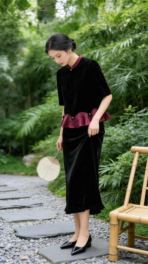 64S852时尚气质金丝绒上衣小衫 商品图2