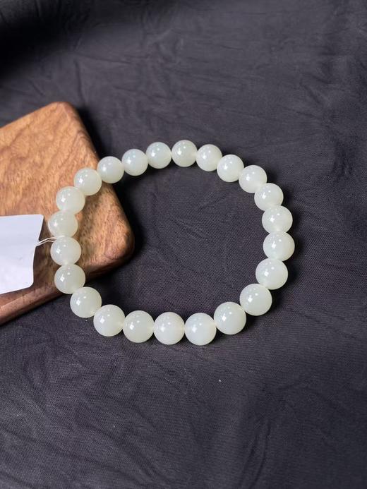 【快抱】【于田产和田玉于田料青白玉 8mm手串】出证书，发货1~5天，48小时鉴赏期 商品图2