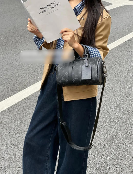 LV Keepall25 黑色 老花 斜挎包 商品图3