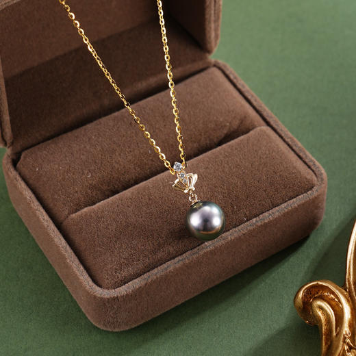 子佩集【暗月女神】G18K珍珠惜王妃吊坠【P210803】9mm珠海水珠黑镀金皇冠（不含链）2601 商品图0