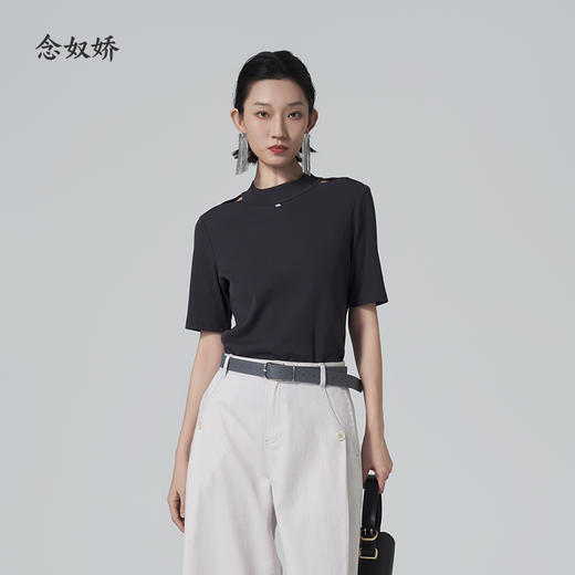 【商场同款】CNA6349 “ 露肩针织T恤 ” 精梳棉螺纹针织T恤 舒适亲肤 小设计更有韵味 商品图3