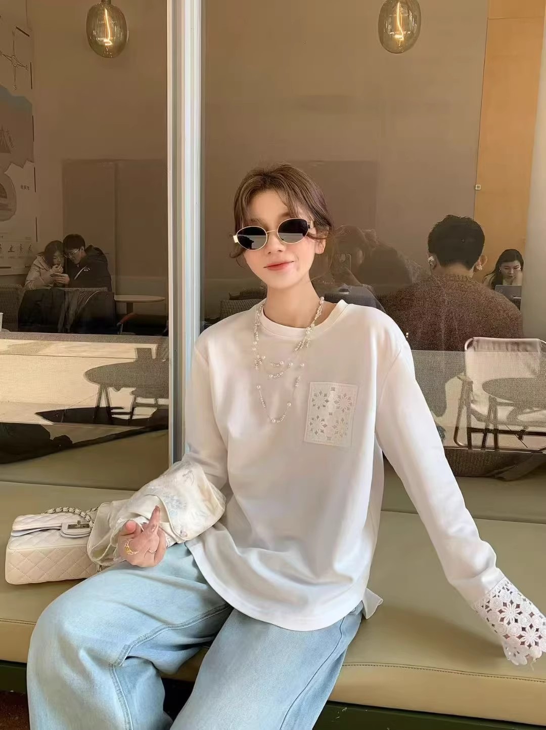 温柔到骨子里的拼接蕾丝法式白T