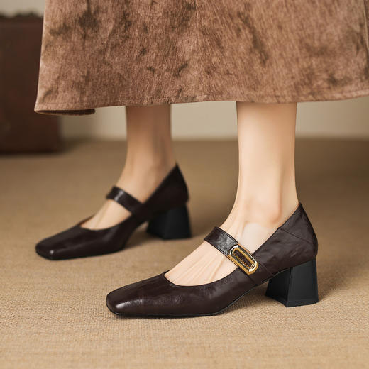 【预售5天】单鞋女浅口巨好看绝美新款夏春季法式玛丽珍方头高粗跟简约风DQ&DQ2633 商品图2