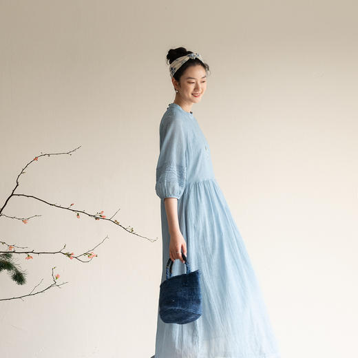 牧衣游原创 100支纯棉打条连衣裙女宽松轻薄飘逸蓝色长裙 云山晓 商品图0