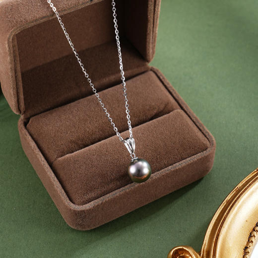 子佩集【玄夜之歌】G18K珍珠惜王妃吊坠【KP25066】8.8mm珠海水珠黑吊球（不含链）2601 商品图1