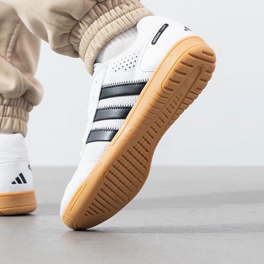 adidas阿迪达斯 男女同款运动鞋 HQ3518 商品图3