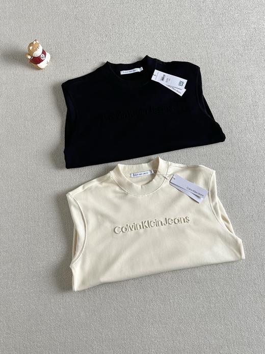春季踏青必备！男女同款 CK jeans 男女情侣款纯色套头休闲圆领卫衣。 商品图9
