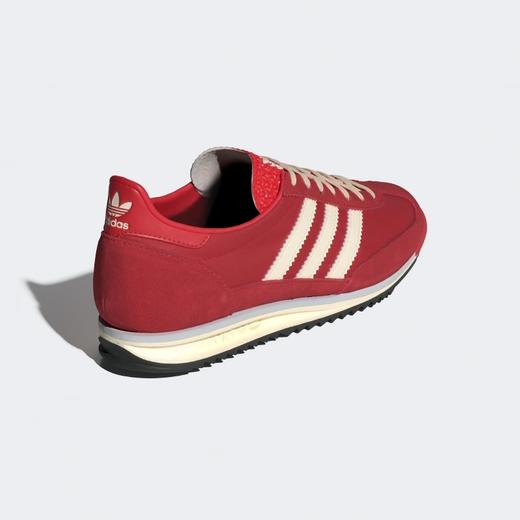 adidas阿迪达斯 女休闲鞋 IE3475 商品图3