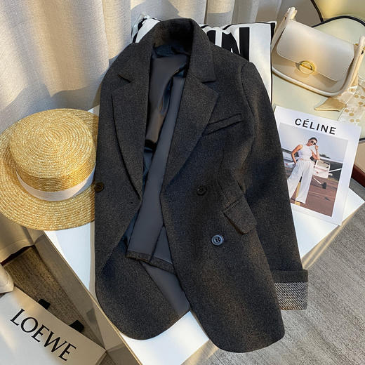 【清风外衣】灰色洋气高级质感毛呢西装外套！2026女秋冬新款休闲复古潮流小西服 商品图2
