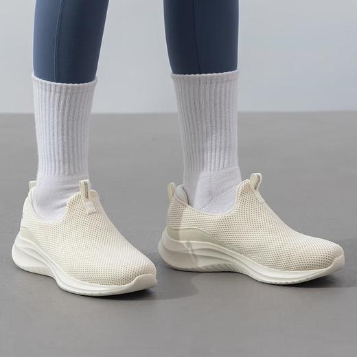 Skechers斯凯奇 女休闲鞋 117572-OFWT 商品图3