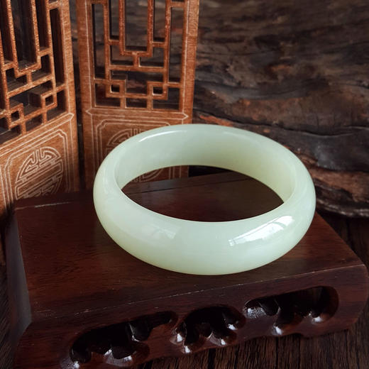 【天然正品】天然黄口料细腻油润度佳60号和田玉手镯030425AH90 商品图5