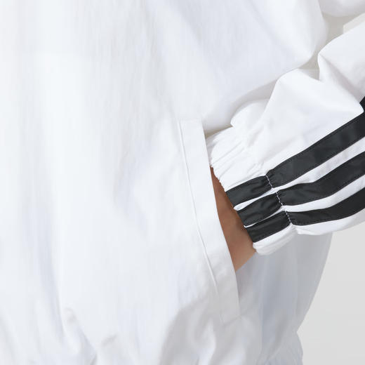 adidas阿迪达斯 女夹克外套 JZ2161 商品图3