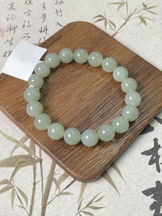 【快抱】【于田产和田玉于田料青白玉10mm手串】出证书，发货1~5天，48小时鉴赏期 商品图3