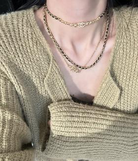 香奈儿 双层小金花穿皮项圈（XTY）