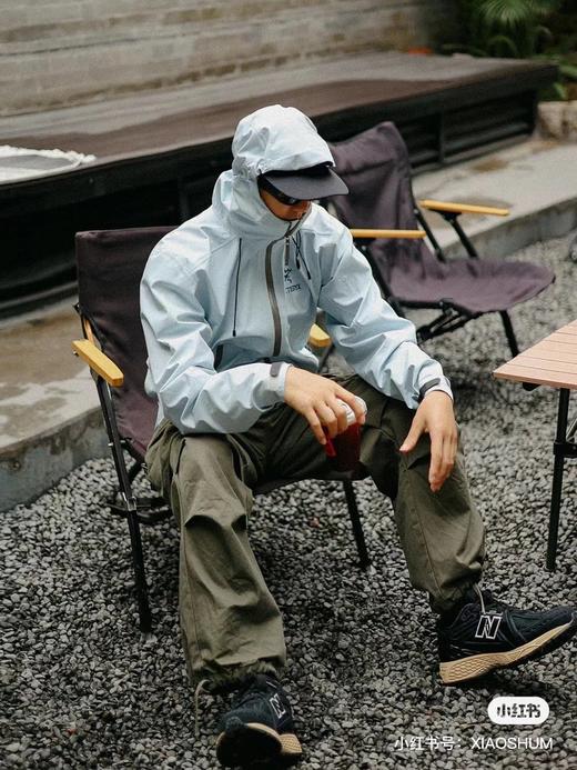 始祖鸟 10色贝塔LT 限量！男女同款硬壳冲锋衣外套 商品图0